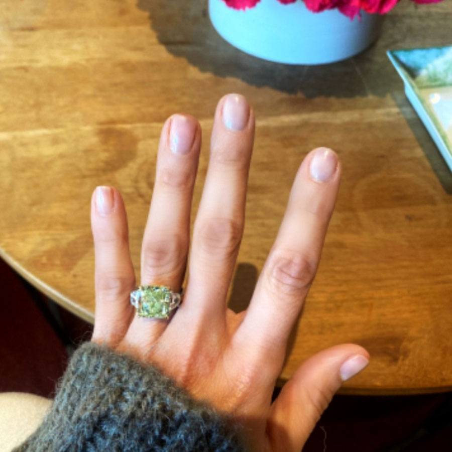το μονόπετρο δαχτυλίδι της Jennifer Lopez από τον Ben Affleck