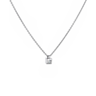 Solitaire Necklace with diamond