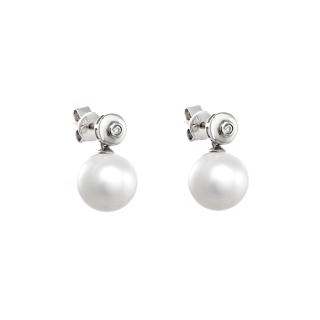 Pearl Earrings with diamonds.